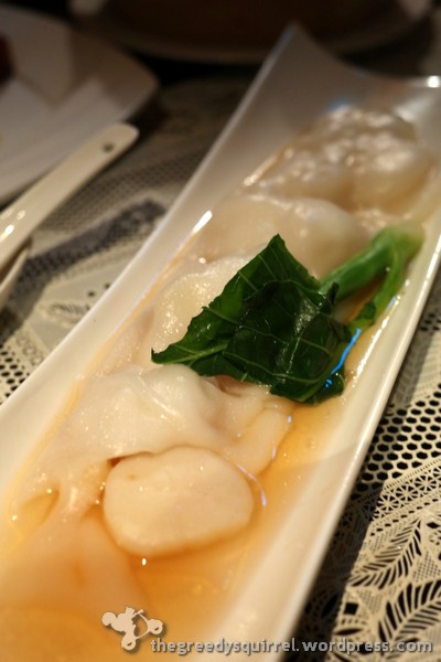 Steamed Spotted Grouper and Scallop wrapped Rice Rolls